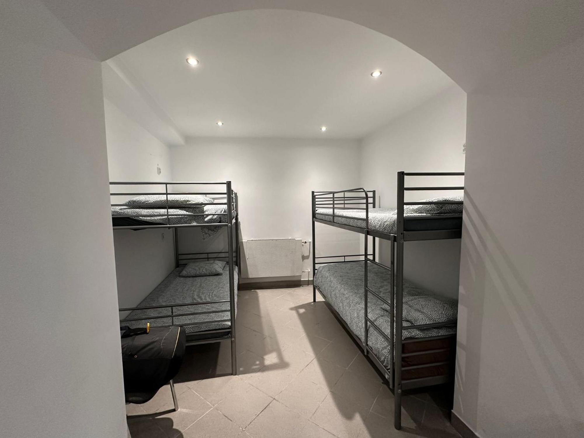 Golebia Hostel พอซนาน ภายนอก รูปภาพ